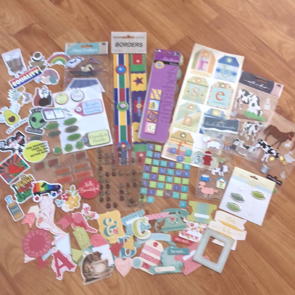 ARTS & CRAFTS SCRAPBOOKING Pop culture stickers letters farm animals som…